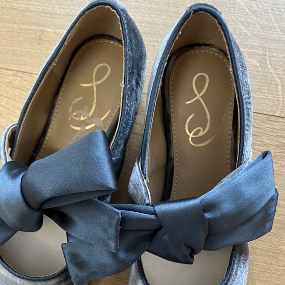 NWOT Sam Edelman Girls Teddy Gray Velvet Shoes with Satin Bow - Sz 1 - Picture 7 of 8